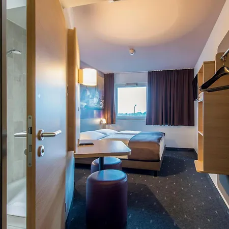 Regensburg-city Hotel 3*
